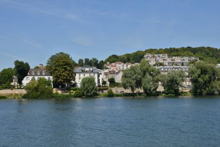 Ile de France, the picturesque city of Meulan