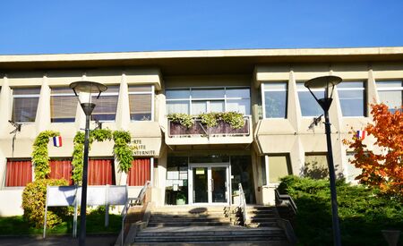 Ile de France, the picturesque city hall of Beynesのeditorial素材