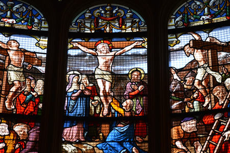 Ile de France, the picturesque church of L isle Adamのeditorial素材