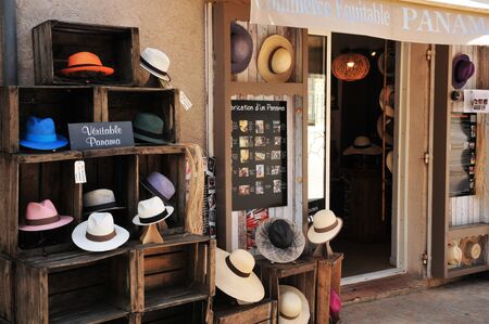 Le Castellet, France - april 20 2016 : a hat shopのeditorial素材