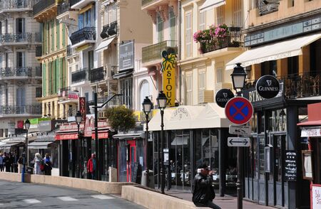 Cannes, France - april 17 2016 : the picturesque old city centerのeditorial素材