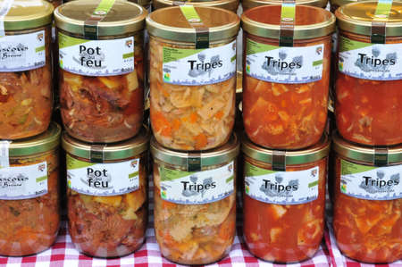 Jouy en Josas, France - june 5 2016 : gastronomic market in Viltain farmのeditorial素材