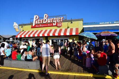 Santa Monica, California, USA - july 15 2016 : the picturesque city in summerのeditorial素材