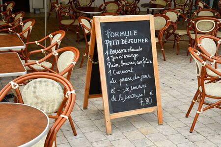 Saint Martin de Re, France - september 27 2016 : restaurantのeditorial素材