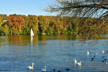 Meulan, France - october 31 2016 : the picturesque city in autumnのeditorial素材