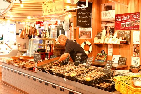 Saint Martin de Re, France - september 27 2016 : fish shop in the city centerのeditorial素材