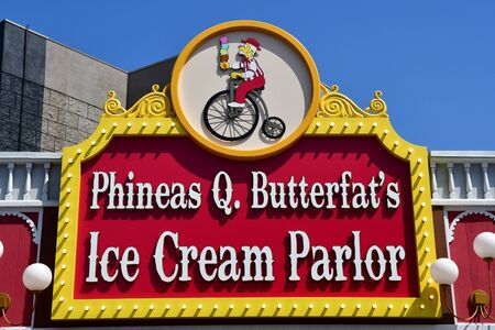 Los Angeles, Hollywood, USA - july 16 2016 : the Universal studios parkのeditorial素材