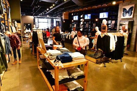 San Francisco, USA - july 13 2016 :  a cloth shopのeditorial素材