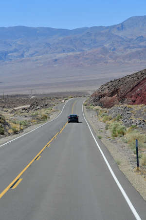 USA - july 11 2016 : Death Valley National Park, the picturesque road road to Bakersfieldのeditorial素材