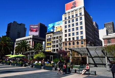 San Francisco; USA - july 13 2016 : street in the city centerのeditorial素材