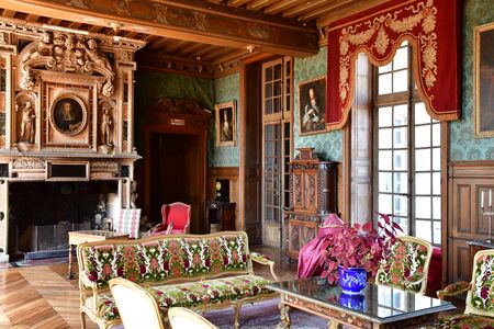 Thoiry, France - august 16 2016 : the Thoiry castleのeditorial素材