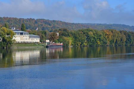 Meulan, France - october 22 2016 : the Seine riversideのeditorial素材