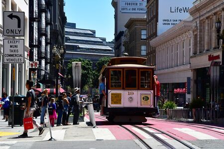 San Francisco; USA - july 13 2016 : cable car in the city centerのeditorial素材