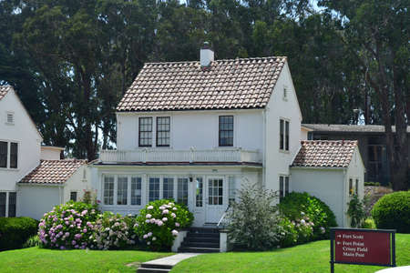 San Francisco; USA - july 13 2016 : street in the city centerのeditorial素材