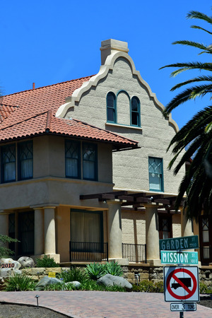Santa Barbara, USA - july 15 2016 : the picturesque city in summerのeditorial素材