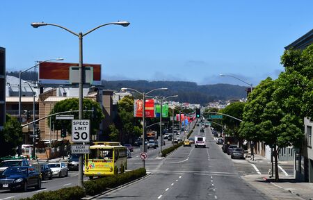 San Francisco; USA - july 13 2016 : street in the city centerのeditorial素材