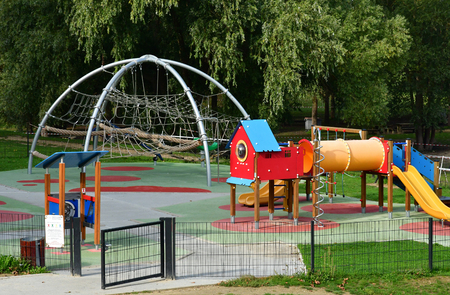 Verneuil sur Seine; France - september23 2017 : playground in the leisure baseのeditorial素材