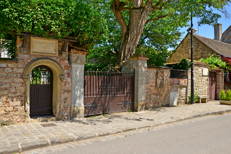 Barbizon, France - july 21 2017 : the picturesque village, the city of paintersのeditorial素材