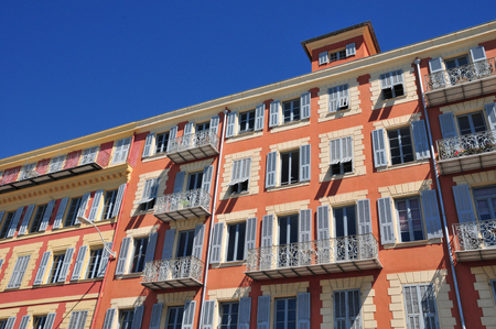 Nice, France - april 19 2016 : the picturesque city centerのeditorial素材