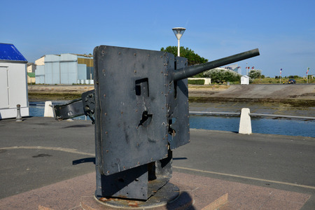 Courseulles; France - july 18 2017 : a German cannonのeditorial素材