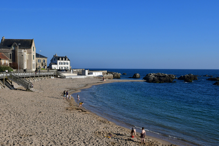 Batz sur Mer, France - april 12 2017 : the Cote Sauvageのeditorial素材