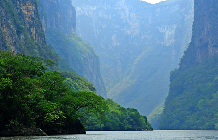 Tuxtla Gutierrez;  United Mexican States - may 14 2018 : the El Sumidero canyonのeditorial素材