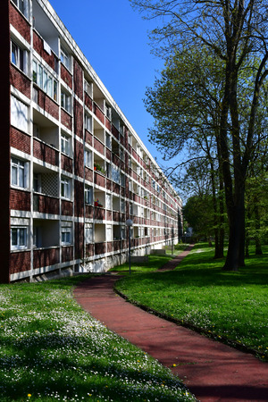 Verneuil sur Seine; France - april 9 2017 : the picturesque city centerのeditorial素材
