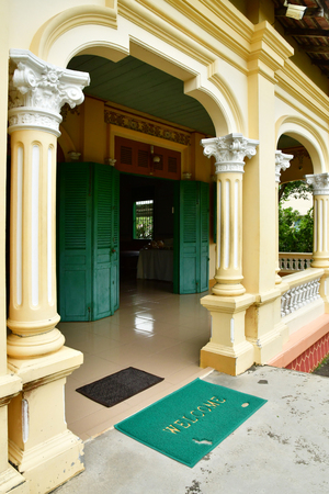 Cai Be, Socialist Republic of Vietnam - august 17 2018 : the picturesque colonial house of mister Ba Duc built in 1938のeditorial素材