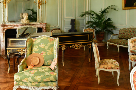 Villarceaux; France - july 28 2018 : the historical castleのeditorial素材