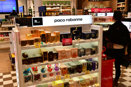Orly, France - february 21 2018 : shop in the Orly airportのeditorial素材