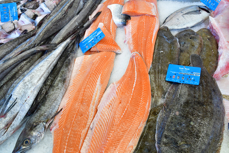 Pornichet, France - april 16 2017 : a fish shop at the covered marketのeditorial素材