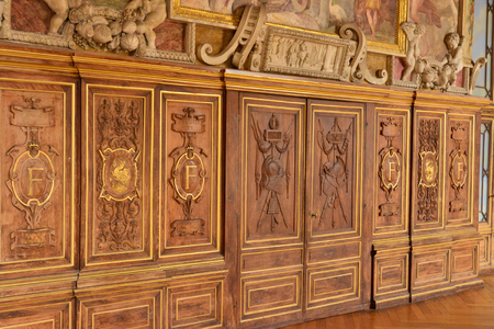 Fontainebleau, France - july 21 2017 : the historical Francois the first hallのeditorial素材