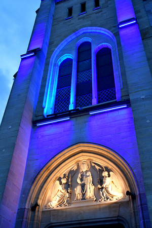 Les Mureaux; France - december 21 2018 : the saint pierre and saint paul church in the nightのeditorial素材