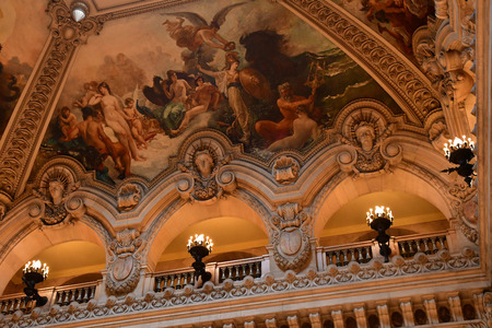 Paris; France - august 4 2018 : the Opera de Parisのeditorial素材