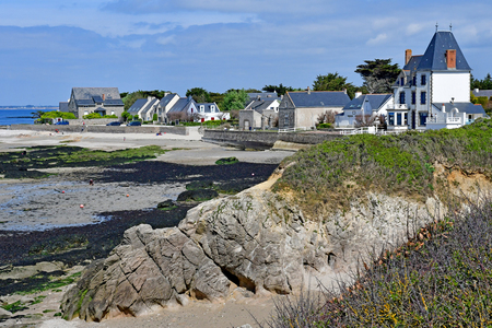 Piriac sur Mer, France - april 14 2017 : the picturesque Pointe du Castelliのeditorial素材