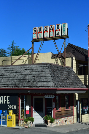 Yosemite National Park, California, USA - july 12 2016 : the picturesque village of Mariposaのeditorial素材