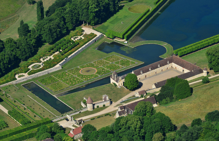 Chaussy, France - july 7 2017 : aerial picture of the Villarceaux estateのeditorial素材