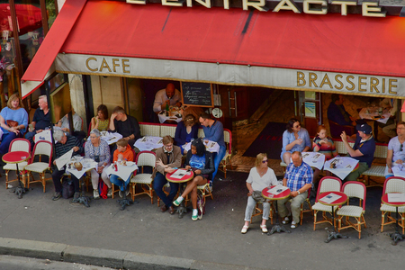 Paris; France - april 2 2017 :restaurant in the Place de l Opera in the 9 th arrondissementのeditorial素材