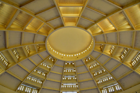 Phnom Penh; Kingdom of Cambodia - august 20 2018 : the covered market built by the French in 1937のeditorial素材