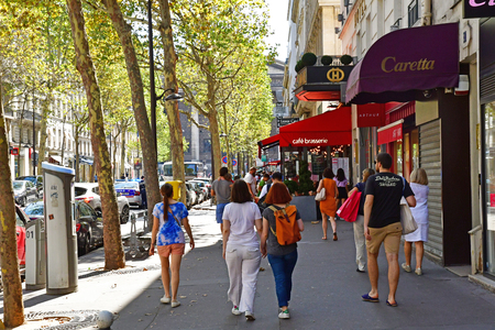 Paris; France - april 2 2018 : the rue Tronchetのeditorial素材