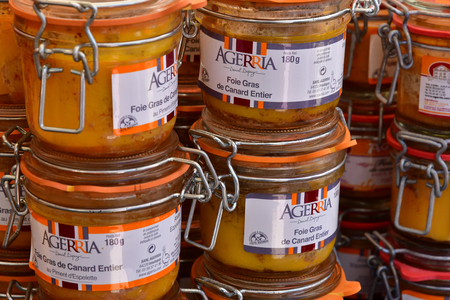 Rambouillet; France - november 11 2017 : jar at the farmhouse marketのeditorial素材