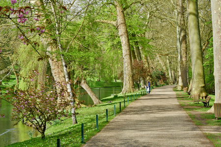 Poissy, France - april 16 2018 : the Meissonier park in springのeditorial素材