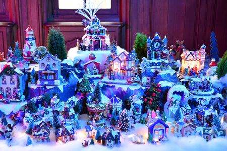 Verneuil sur Seine; France - decembre 20 2018 : Christmas decorationのeditorial素材