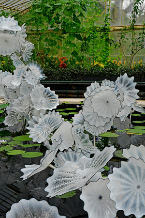 London; Kew, England - may 5 2019 : Dale Chihuly sculpture in waterlilly houseのeditorial素材