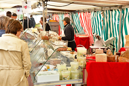 Verneuil sur Seine, France - may 5 2019 : the sunday marketのeditorial素材