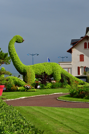 Villers sur Mer, France - september 27 2019 : dinosaur in the picturesque city in summerのeditorial素材
