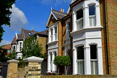 London; Kew, England - may 5 2019 : the picturesque city in springのeditorial素材