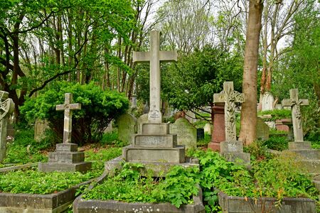 London, England - may 6 2019 : the Highgate cemetery opened in 1839のeditorial素材