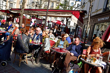 Paris; France - march 31 2019 : bar in the Annonciation streetのeditorial素材
