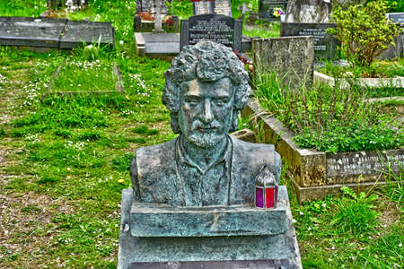 London, England - may 6 2019 : the Highgate cemetery opened in 1839のeditorial素材